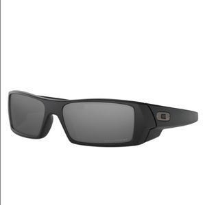 Oakley Polarized Gascan Sunglasses in Matte Black